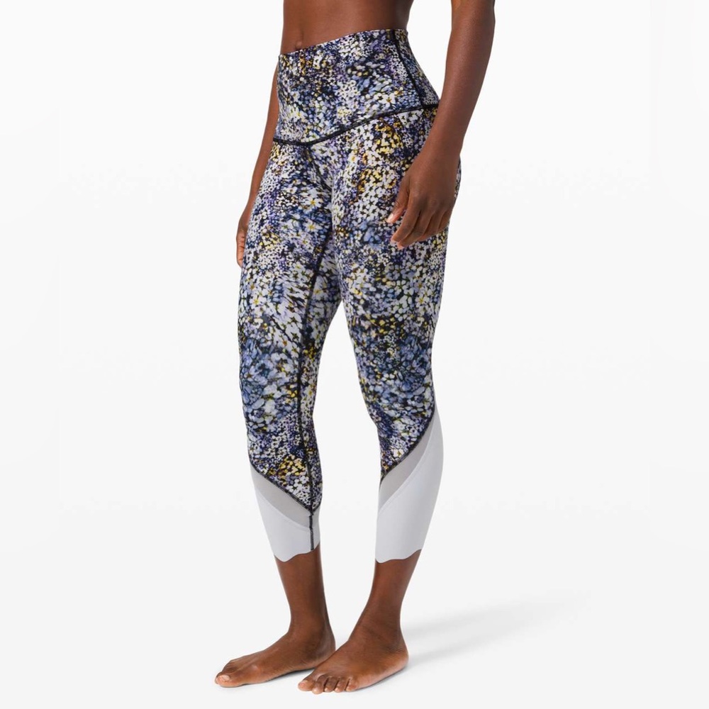 Lululemon Wunder Under Crop High Rise *Roll Down Scallop Full-On Luxtreme 23”
